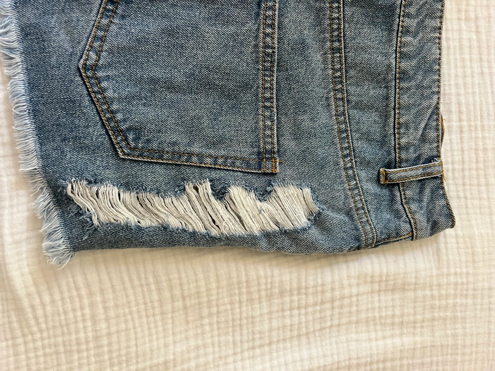 Short in short denim – photo 6